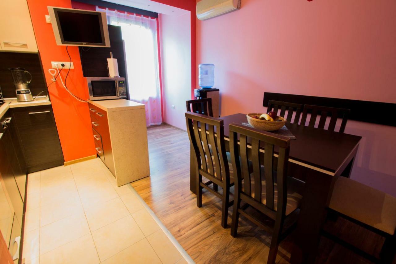 Modern Apartment In The Heart Of Vidin Luaran gambar